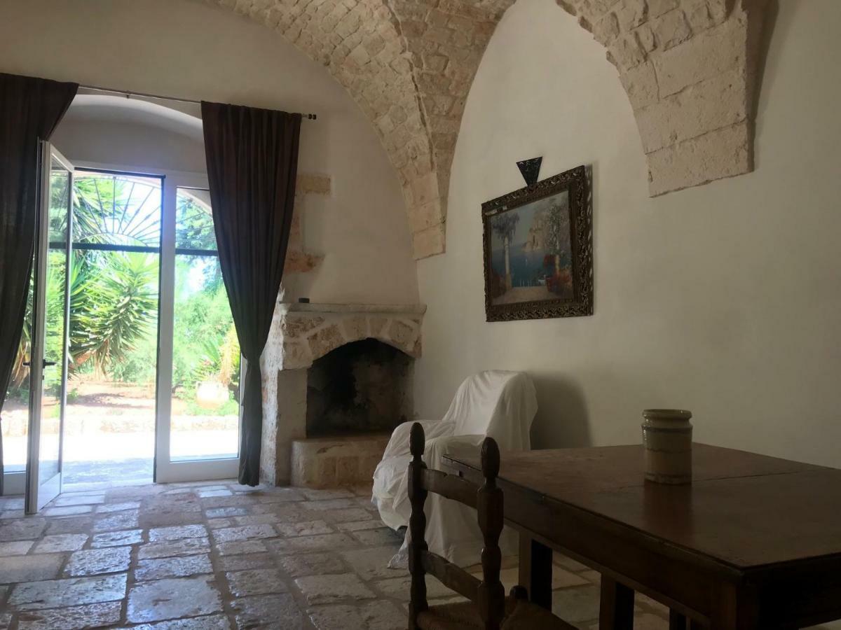 Villa Miccoli Apartments Ceglie Messapica Eksteriør billede