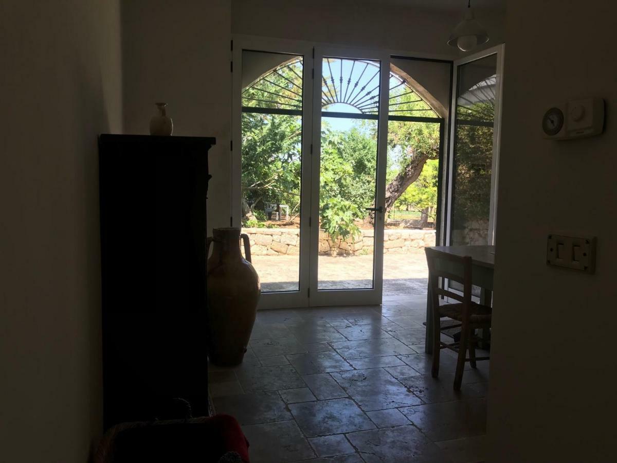 Villa Miccoli Apartments Ceglie Messapica Eksteriør billede